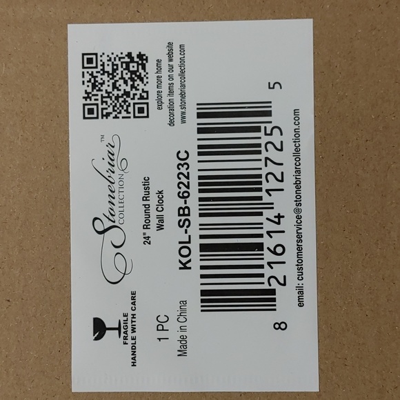 24" Round Rustic Wall Clock - Picture 4 of 4